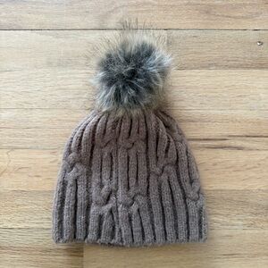 Express Women’s Brown Knit Pom-Pom Beanie